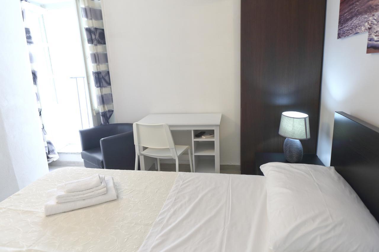 Palazzo Melnis Bed and Breakfast Cefalù Buitenkant foto